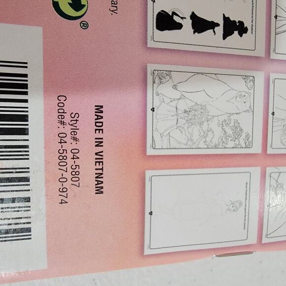 Crayola Coloring & Activity Pad : Disney Princess NEW 7 Mini Washable Markers - Picture 4 of 7